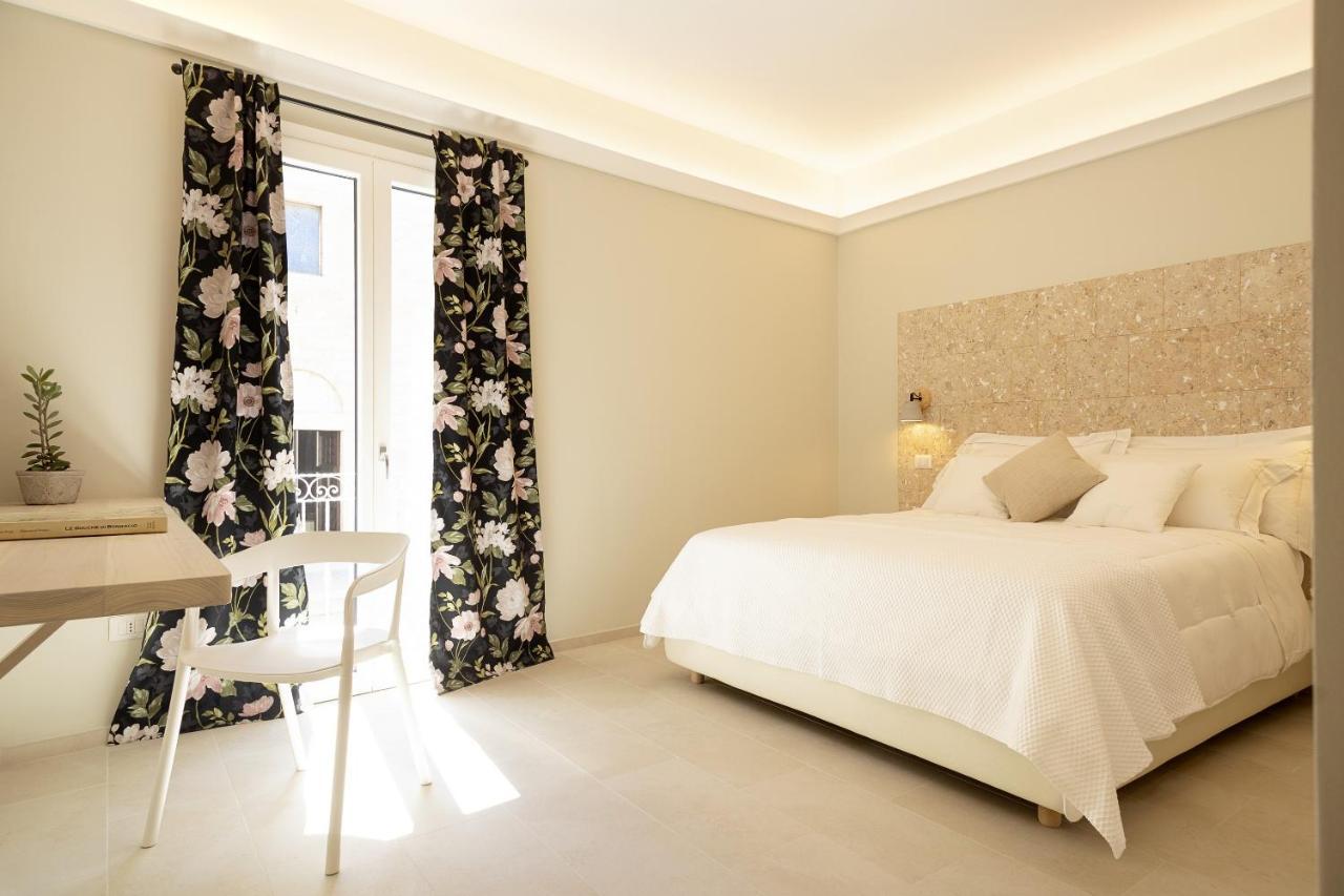 La VIA Rooms&Terrace Olbia Exterior foto