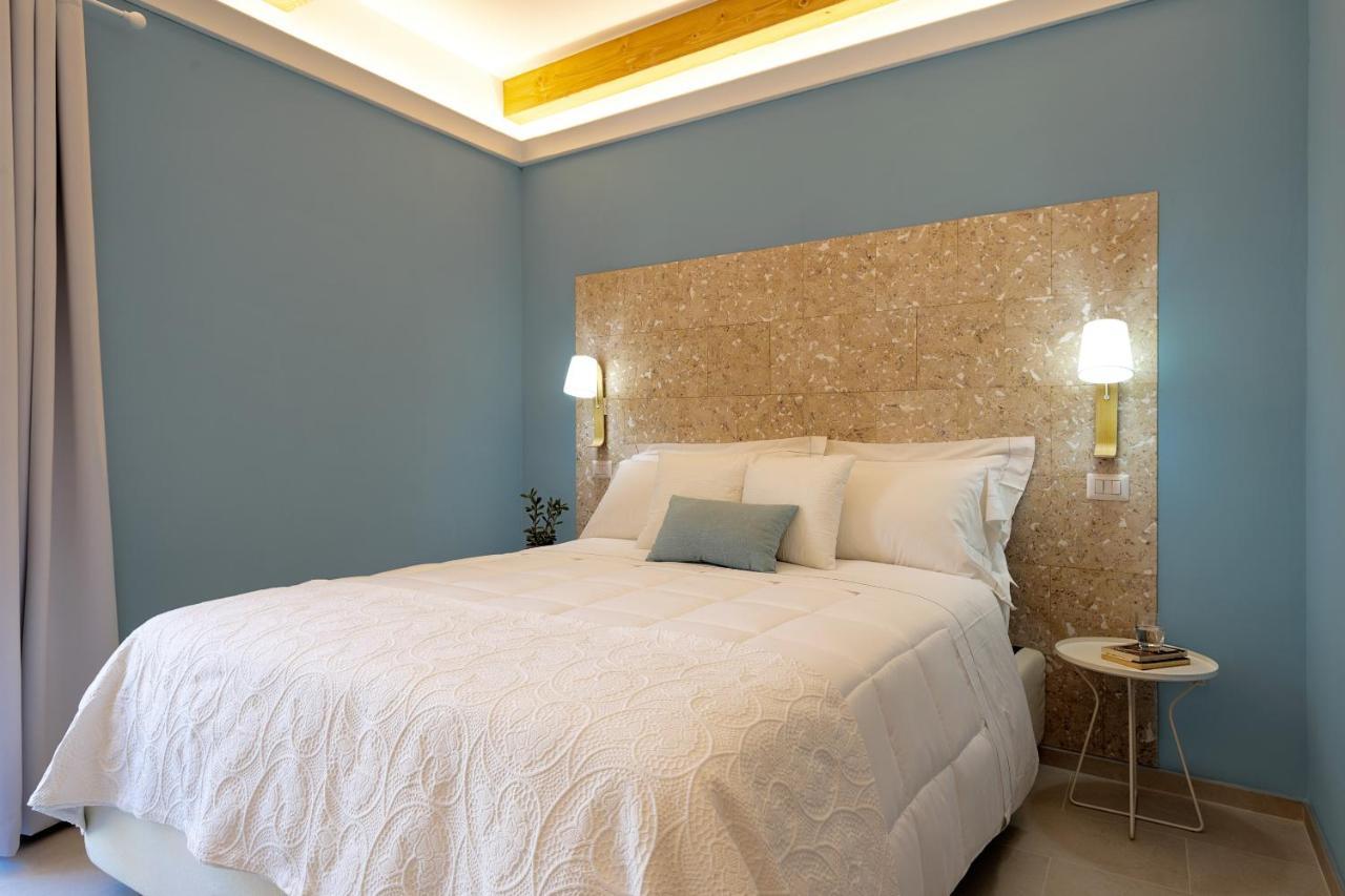 La VIA Rooms&Terrace Olbia Exterior foto
