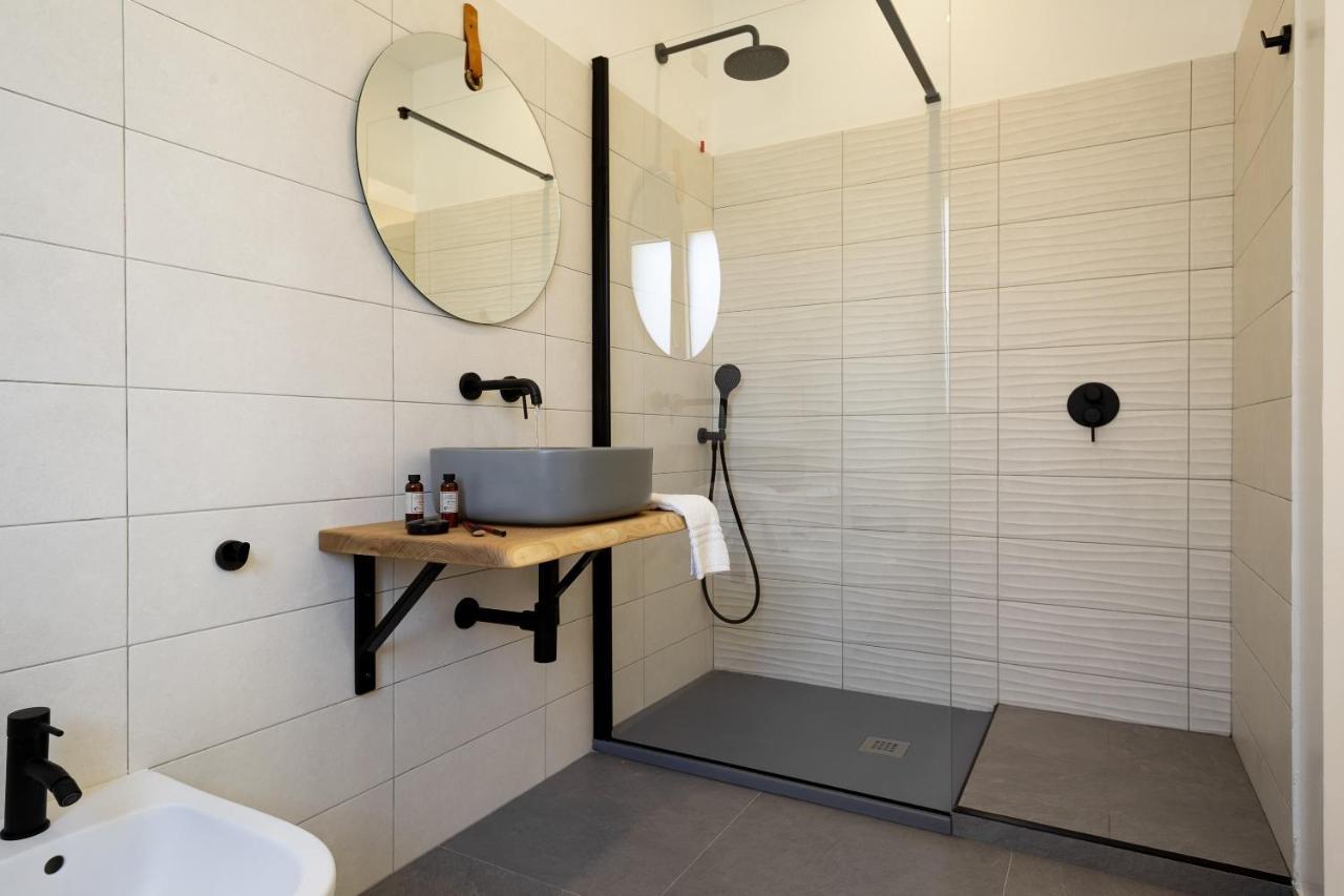 La VIA Rooms&Terrace Olbia Exterior foto